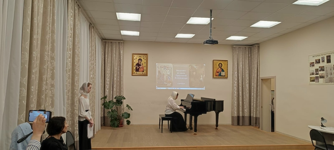 Состоялся праздничный концерт